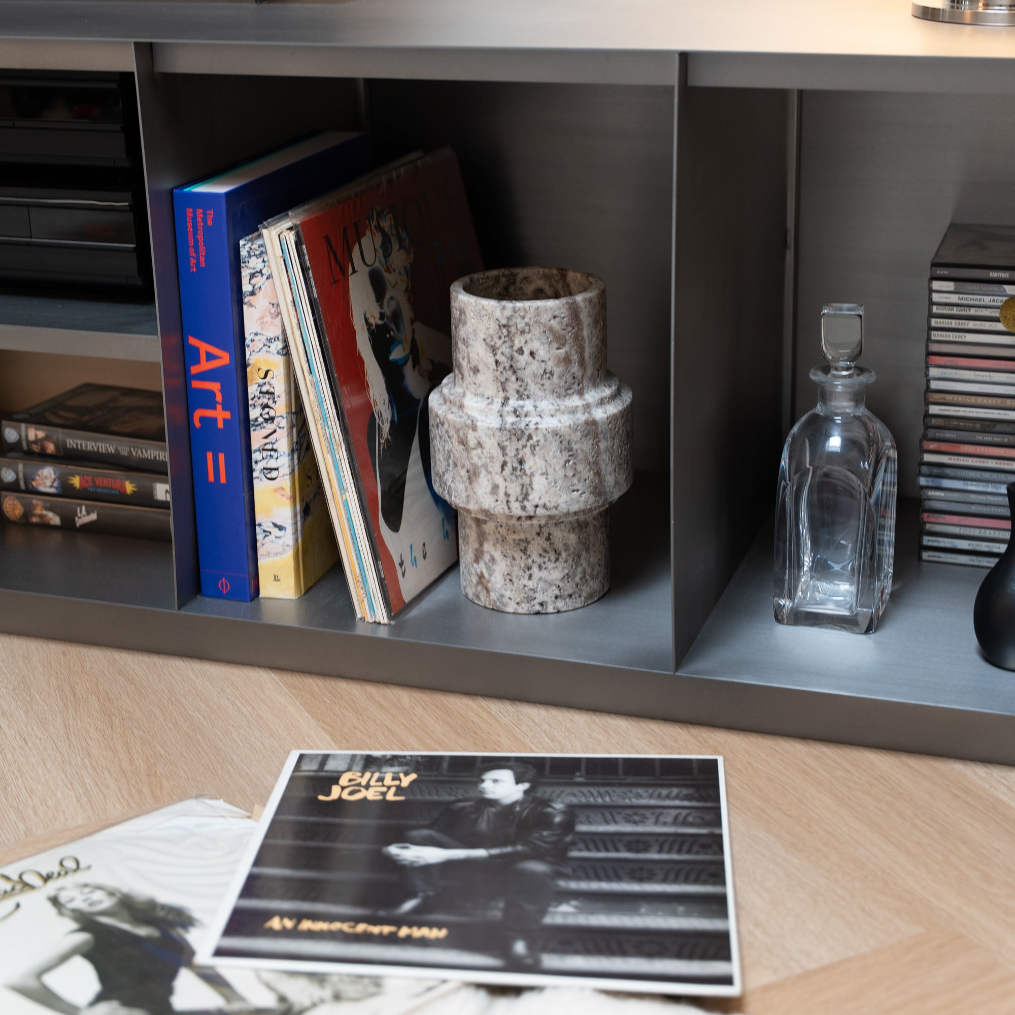 Grijs Travertin Vaas 'Column'