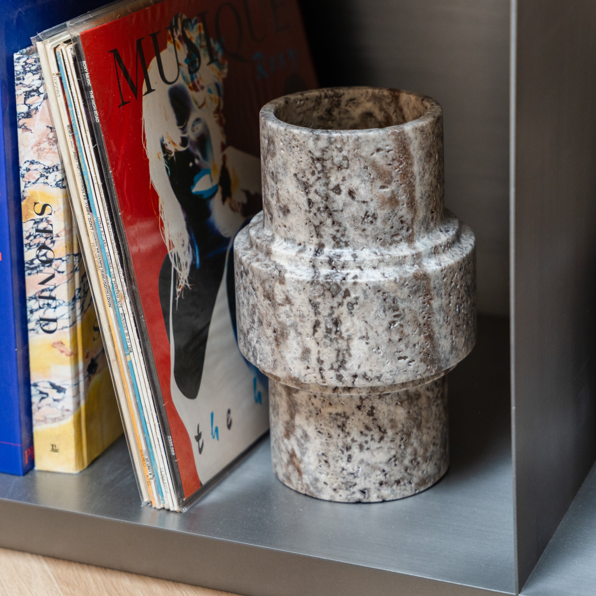 Grijs Travertin Vaas 'Column'