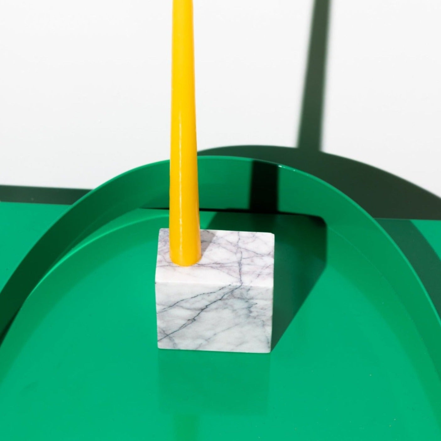 Stoned, not wasted: Wit Marmer Kaarsenhouder 'Pixel'